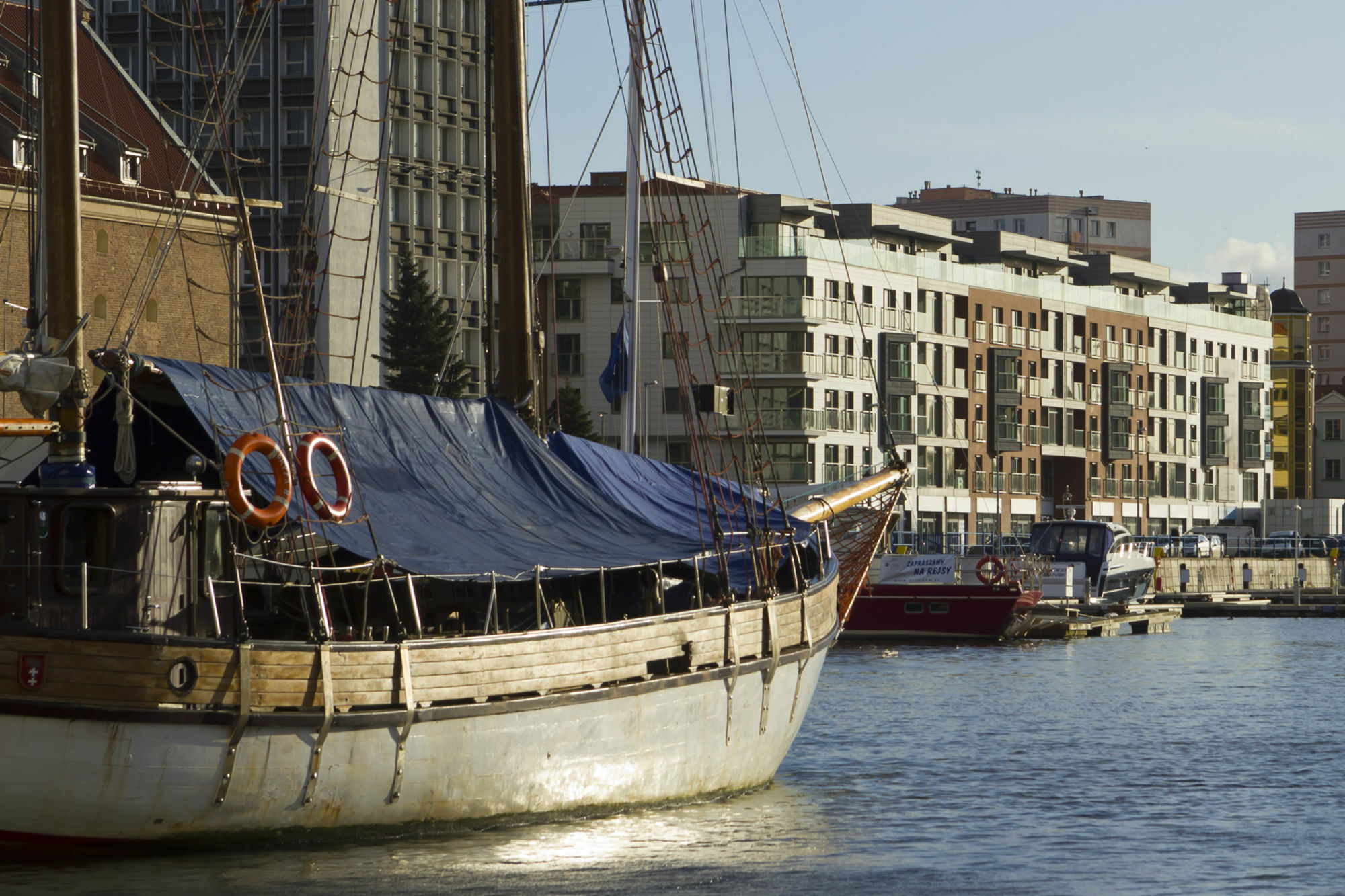 Domotel Waterlane Gdańsk Exteriör bild